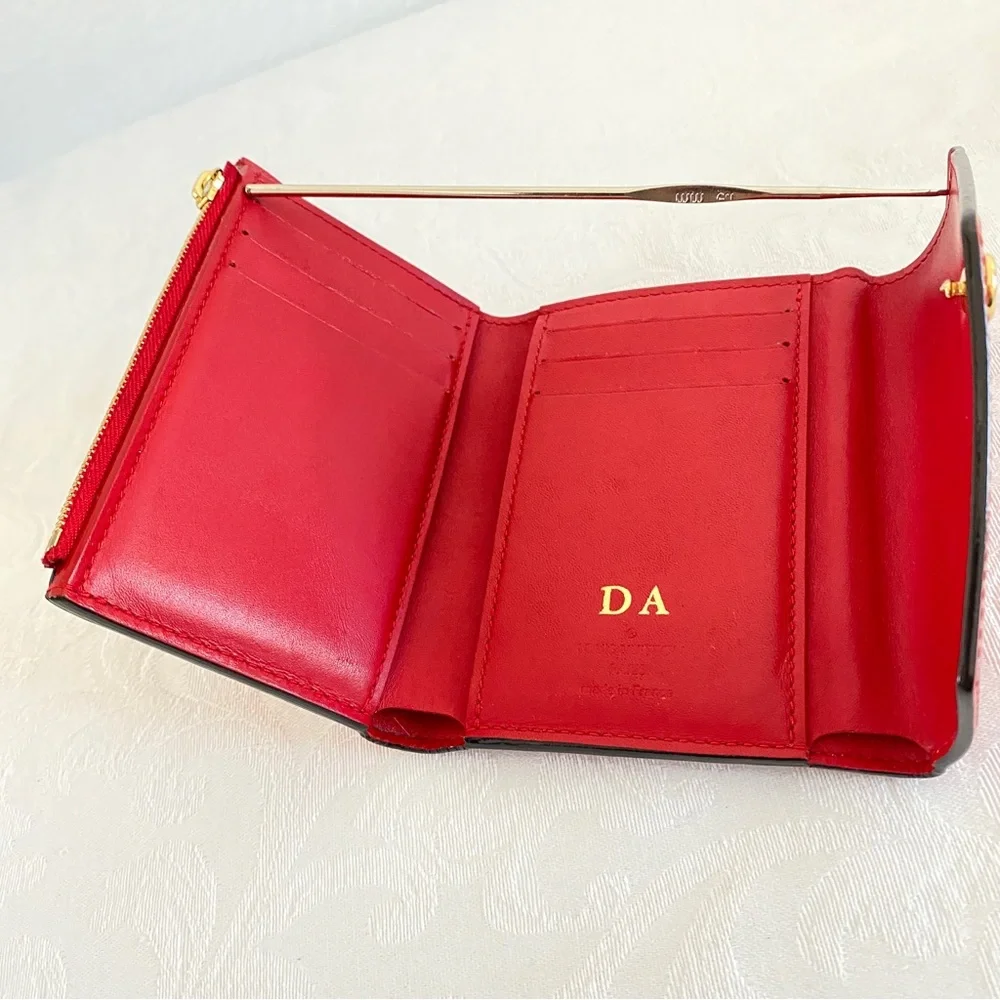 Louis Vuitton Victorine Monogram Vernis wallet